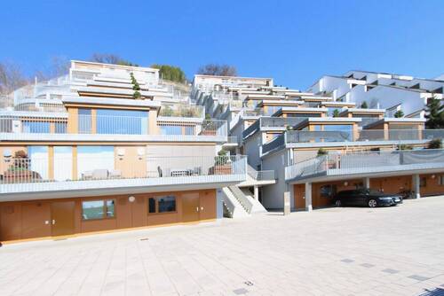 Ansicht.jpeg - Topmoderne Dachterrassenwohnung mit Einbauküche!