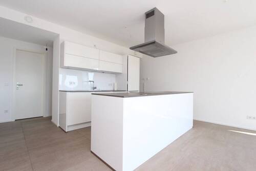 Kueche.jpeg - Terrassenwohnung mit 89,00 m² in Altdorf zur Miete