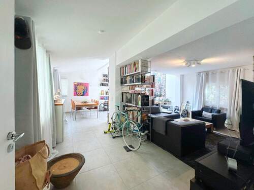 EG Wohn- und Essbereich - Etagenwohnung mit 108,50 m&sup2; in München zum Kaufen