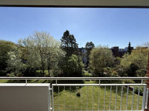 Balkon - 3-Zimmer-Wohnung mit 2 Balkonen - ruhig und zentral in Oststeinbek