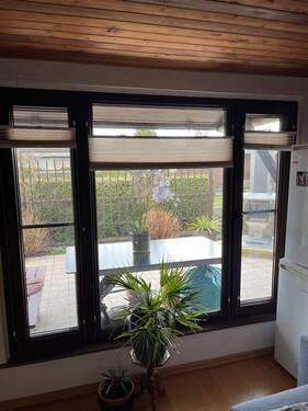 Panoramafenster im Wohnbereich vom Bungalow - 