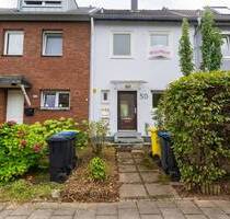 Harmonisches Wohnen: Gepflegtes Reihenmittelhaus mit komfortablen Garten in ruhiger Lage - Düsseldorf Benrath