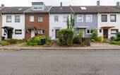 Häuserreihe - 5 Zimmer Reihenmittelhaus in Düsseldorf Benrath