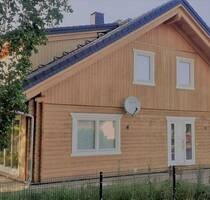 Großes Holzblockhaus im Cottbuser Süden zu verkaufen.