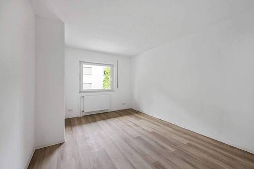 10 Schlafzimmer 2.jpg - 