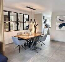 Provisionsfreies Familien-Reihenhaus mit 163 m² Wohnfläche, Studio & exklusiver Ausstattung - Adelsdorf