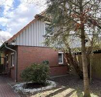 Attraktives Einfamilienhaus mit Süd- Terrasse und Doppelcarport in ruhiger gefragter Ortslage - Ratzeburg