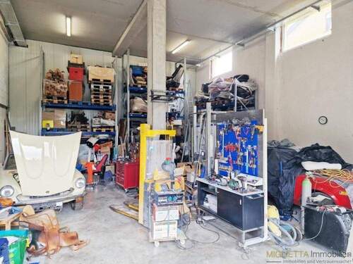 Halle - Moderne Lagerhalle mit 5,5 Metern Höhe