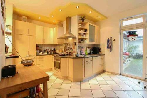 Küche - Einfamilienhaus in Norderstedt zum Kaufen