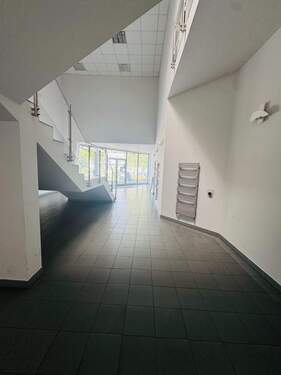 Seiteneingang Lobby - 