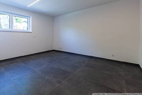 Schlafzimmer 2 hinter Bad - 