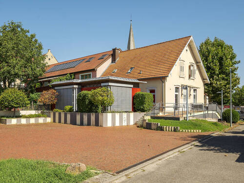 Gebäude Parkplatz - 