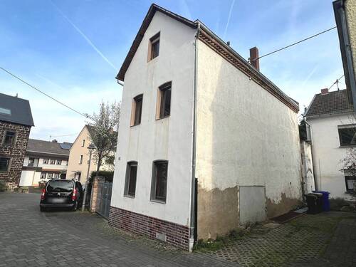 Ansicht Rückseite - 6 Zimmer Einfamilienhaus in Koblenz