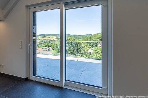 Balkonzugang - Etagenwohnung mit 141,00 m² in Daun zum Kaufen