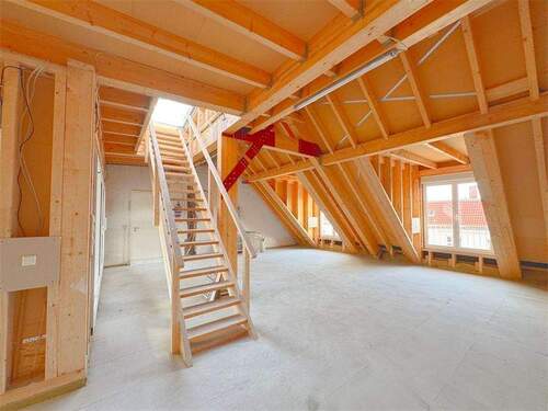 Raumtotale - Moderne Wohnlandschaften in saniertem Altbau mit Ontop-Terrasse