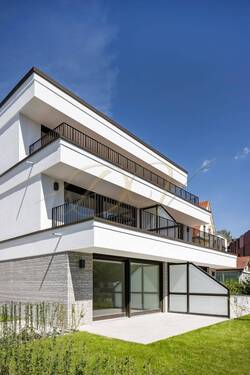 Neubau mit Garten - 4 Zimmer Etagenwohnung zum Kaufen in Berlin