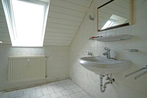 Bad Dachgeschosswohnung - 