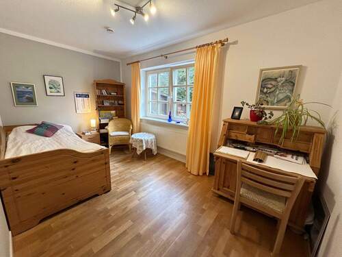 Gästezimmer/Büro - EG - 