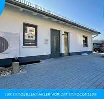 +Provisionsfrei+Modernes Energiesparhaus A+, Bungalow mit zwei Ebenen, Garage & traumhafter Hanglage - Waldsolms / Brandoberndorf