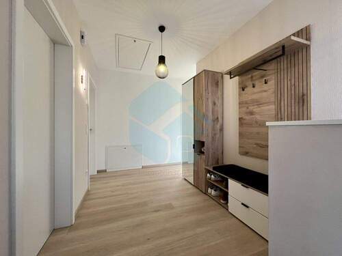 Hauseingang Ansicht 2 - 4 Zimmer Bungalow in Waldsolms / Brandoberndorf