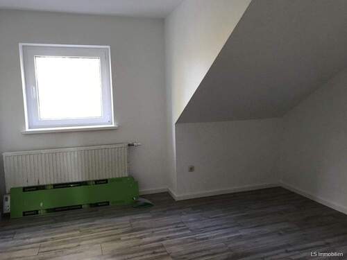 Zimmer - Etagenwohnung mit 63,60 m&sup2; in Rastede / Wahnbek zum Kaufen