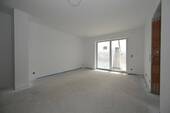 Helles Wohn- u. Esszimmer - 