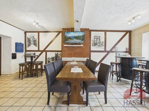 Alteingesessen - 1 Zimmer Mehrfamilienhaus, Wohnhaus zum Kaufen in Zülpich / Hoven