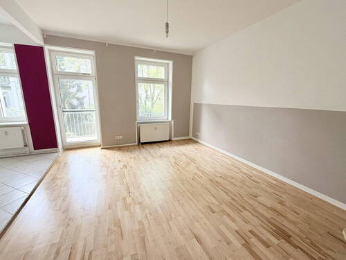 Wohnzimmer - Etagenwohnung mit 70,00 m&sup2; in Berlin zum Kaufen