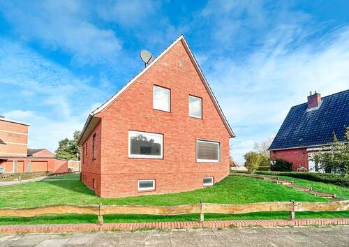 Außenansicht - RUHIG WOHNEN, FREI GESTALTEN - IHR NEUES ZUHAUSE IN HORNEBURG!