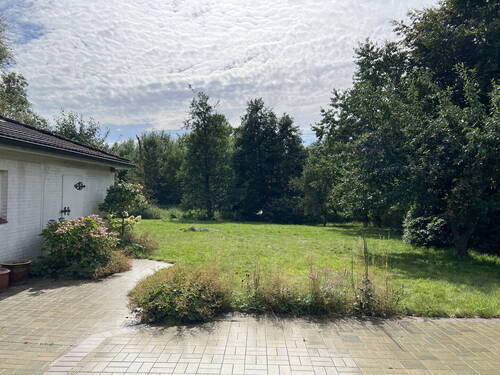 Terrasse mit Gartenblick - 