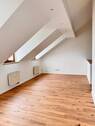 Wohnzimmer - 1 Zimmer Etagenwohnung zur Miete in Chemnitz / Kaßberg