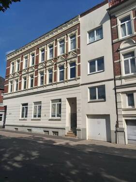 Außenansicht - 3-Zimmer-Wohnung in Stadtnähe mit EBK! Ab sofort frei!