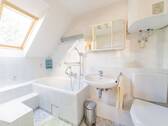 Wannenbad im Zwischengeschoss - 