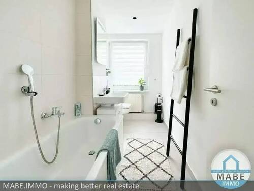 Badbeispiel - 3 Zimmer Terrassenwohnung zum Kaufen in Görlitz