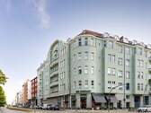Urban Grandezza - Urban Grandezza - Herrschaftliche Altbauwohnung mit Einliegerbereich fußläufig zum Bayerischen Platz