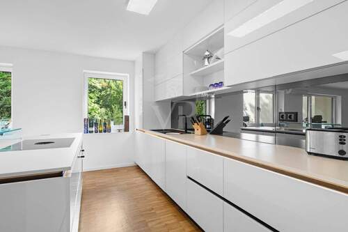 Offene Einbauküche - 3 Zimmer Etagenwohnung in Königstein im Taunus