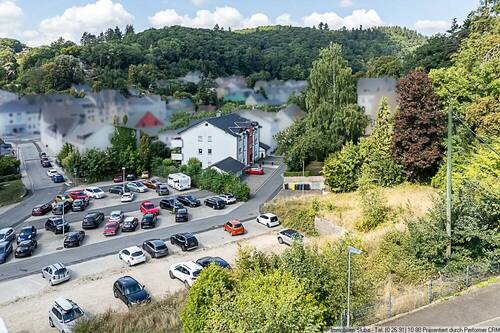 Eigentumswohnung im 6-Parteienhaus - 