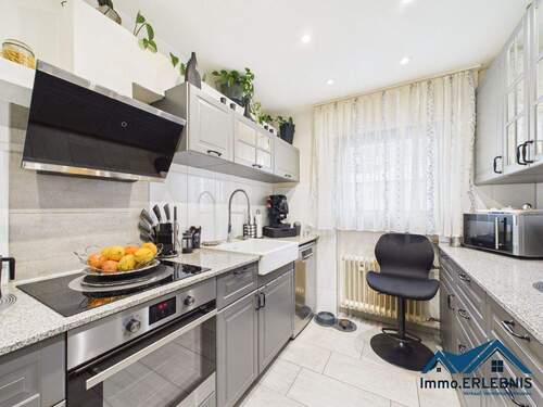 Küche OG - Etagenwohnung mit 122,00 m&sup2; in Kirchheim unter Teck / Jesingen zum Kaufen