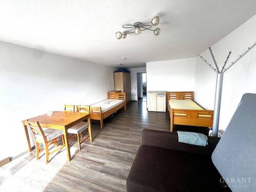 Wohnzimmer - 3 Zimmer Etagenwohnung zum Kaufen in Sindelfingen