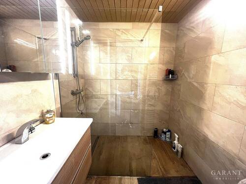 Badezimmer - Etagenwohnung mit 82,00 m² in Sindelfingen zum Kaufen