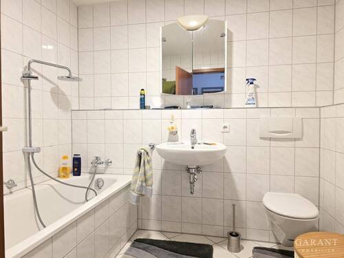 Badezimmer - 2 Zimmer Etagenwohnung in Plüderhausen