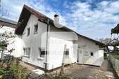 Außenansicht - Kleines Stadthaus mit viel Potential