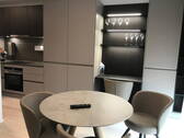Wohnen dunkle Variante - 2 Zimmer Etagenwohnung zur Miete in München