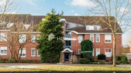 Außenansicht 1 - Wohnkomfort mit durchdachtem Grundriss und Tiefgaragenstellplatz