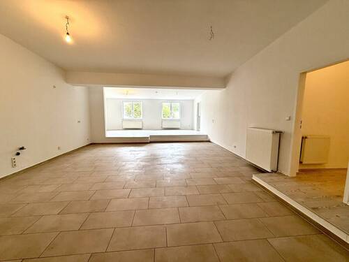 Küchenbereich mit Abstellkammer - 