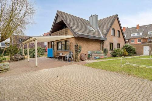 0.jpg - Viel Raum für Familie, Generationen oder neue Konzepte – Ein-Zweifamilienhaus mit Großzügigkeit und Perspektive in Lingen