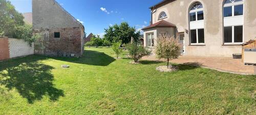 Seitenansicht.jpg - Individuelle Wohngestaltung in einem ehemaligen Gasthaus in dörflicher Lage von 14715 Nennhausen OT