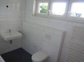 Bad en Suite mit Fenstern - 