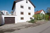 Front.jpg - Freistehendes attraktives EFH in bester Wohnlage in Sindelfingen-Stadtmitte