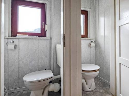 WC's - 